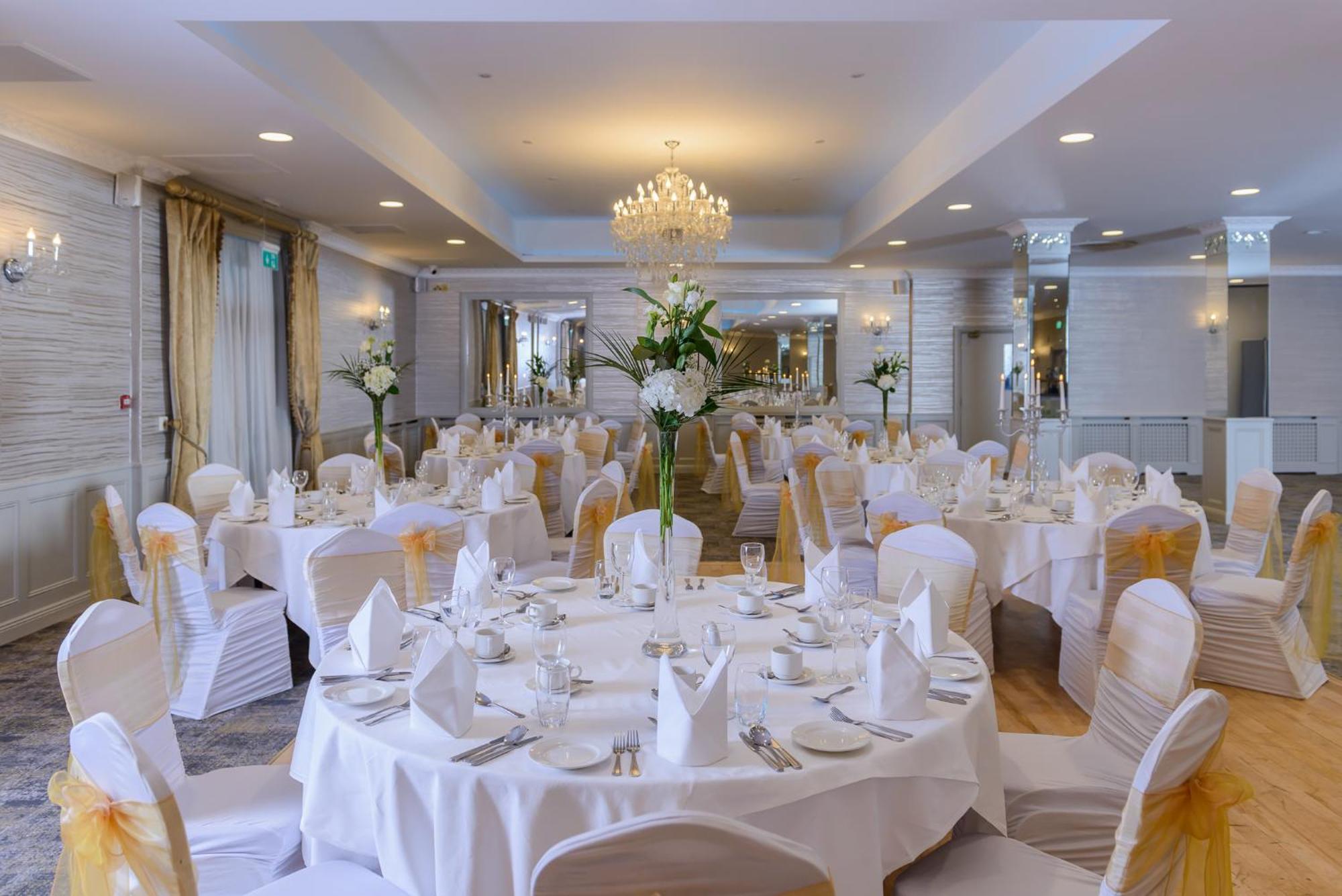 Clybaun Hotel Galway Bagian luar foto